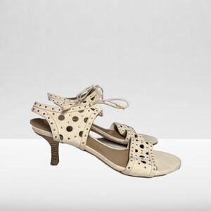 Stuart Weitzman Beige Leather Circle Cut Out Sandal in size 10N